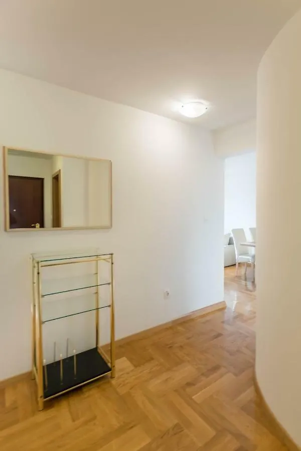 Apartment Znjan スプリト